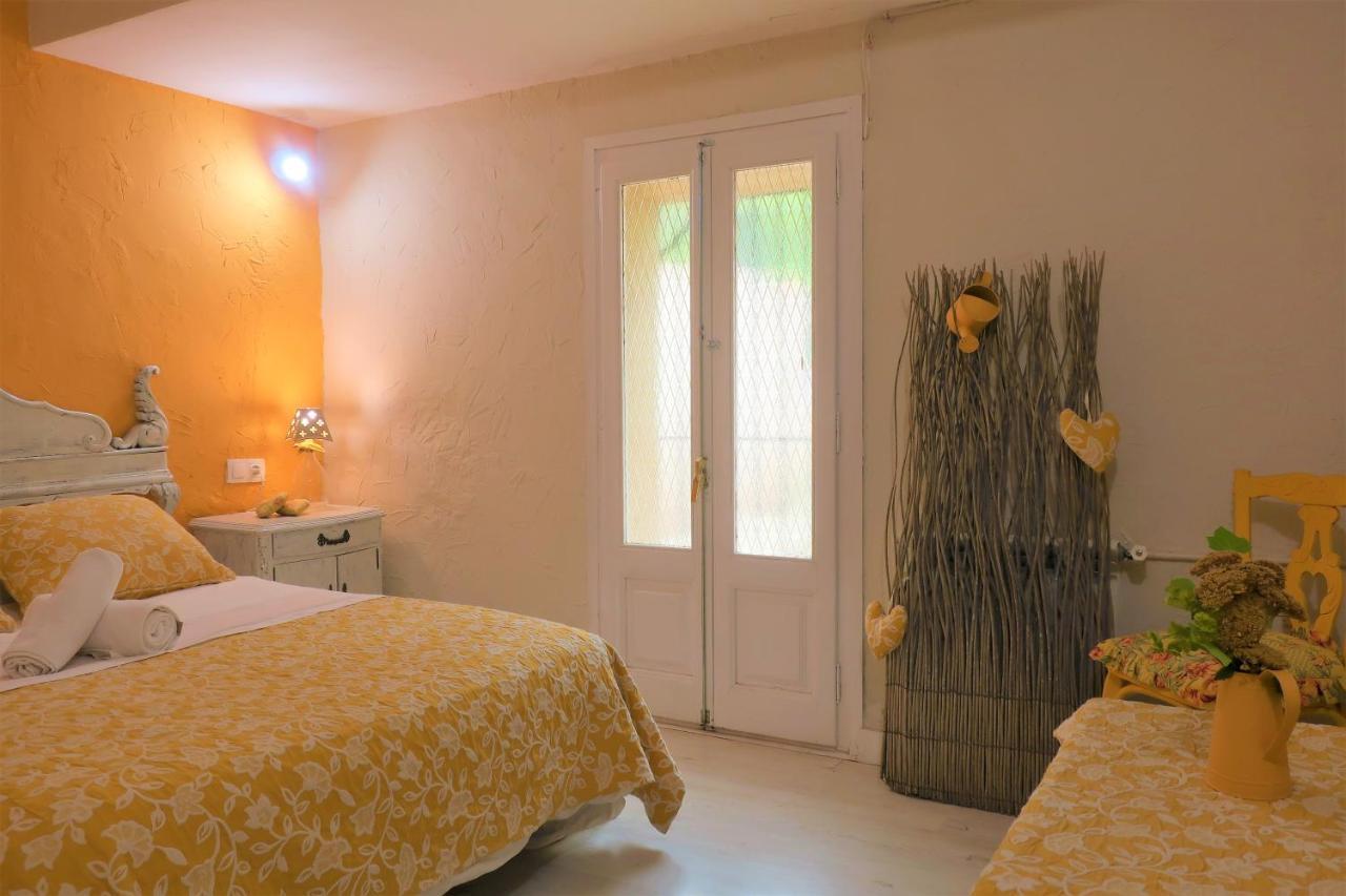 Masia Sagués Poblet Esterno foto
