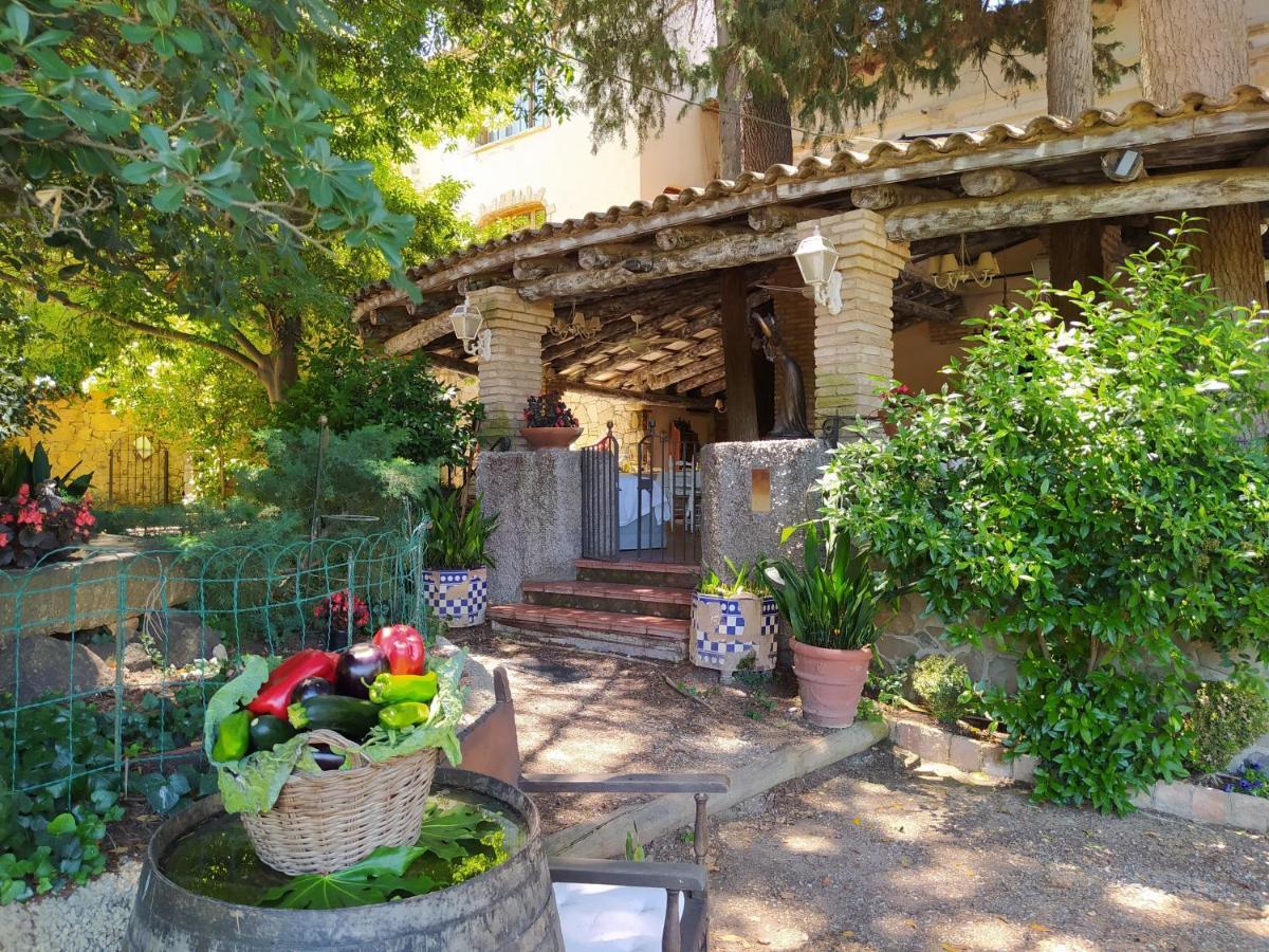 Masia Sagués Poblet Esterno foto